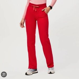 FIGS RED SCRUB KADE CARGO PANT M/T